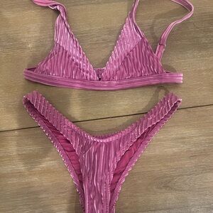 Dippin daisys bikini set